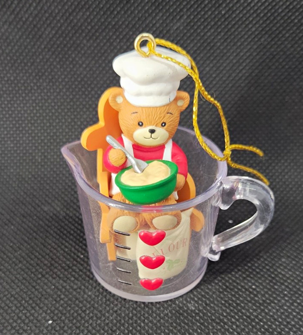 Enesco 1994 Vintage Bear Chef in Measuring Cup Christmas Hanging Ornament 2"